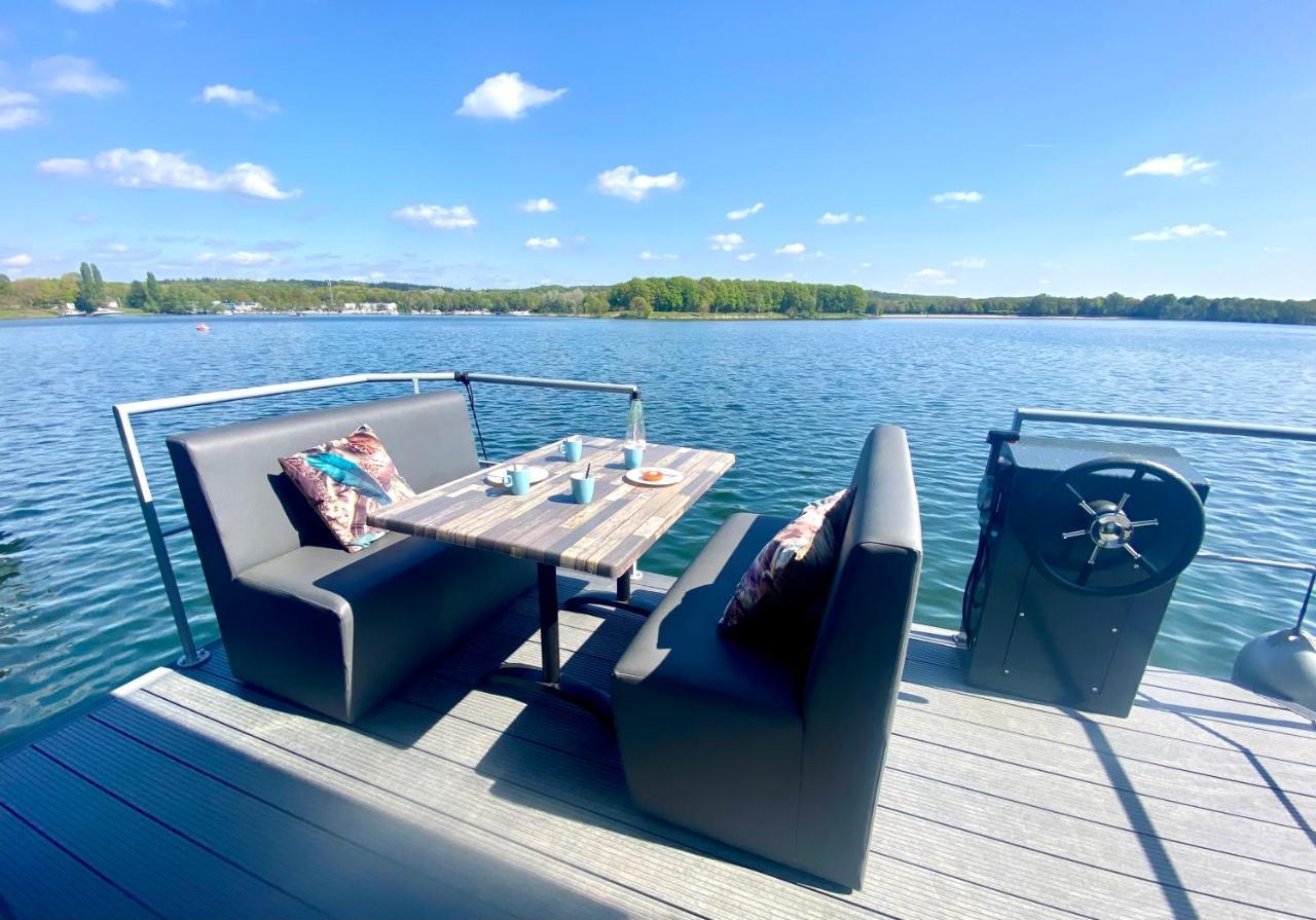 Houseboat Mookerplas Middelaar Luaran gambar